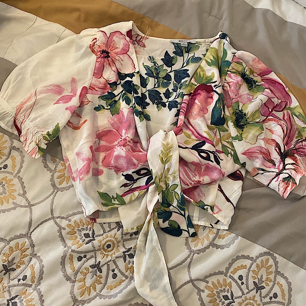 Floral front tie  crop top